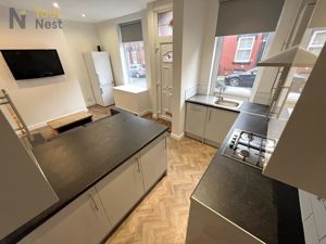 Photo 6- click for photo gallery